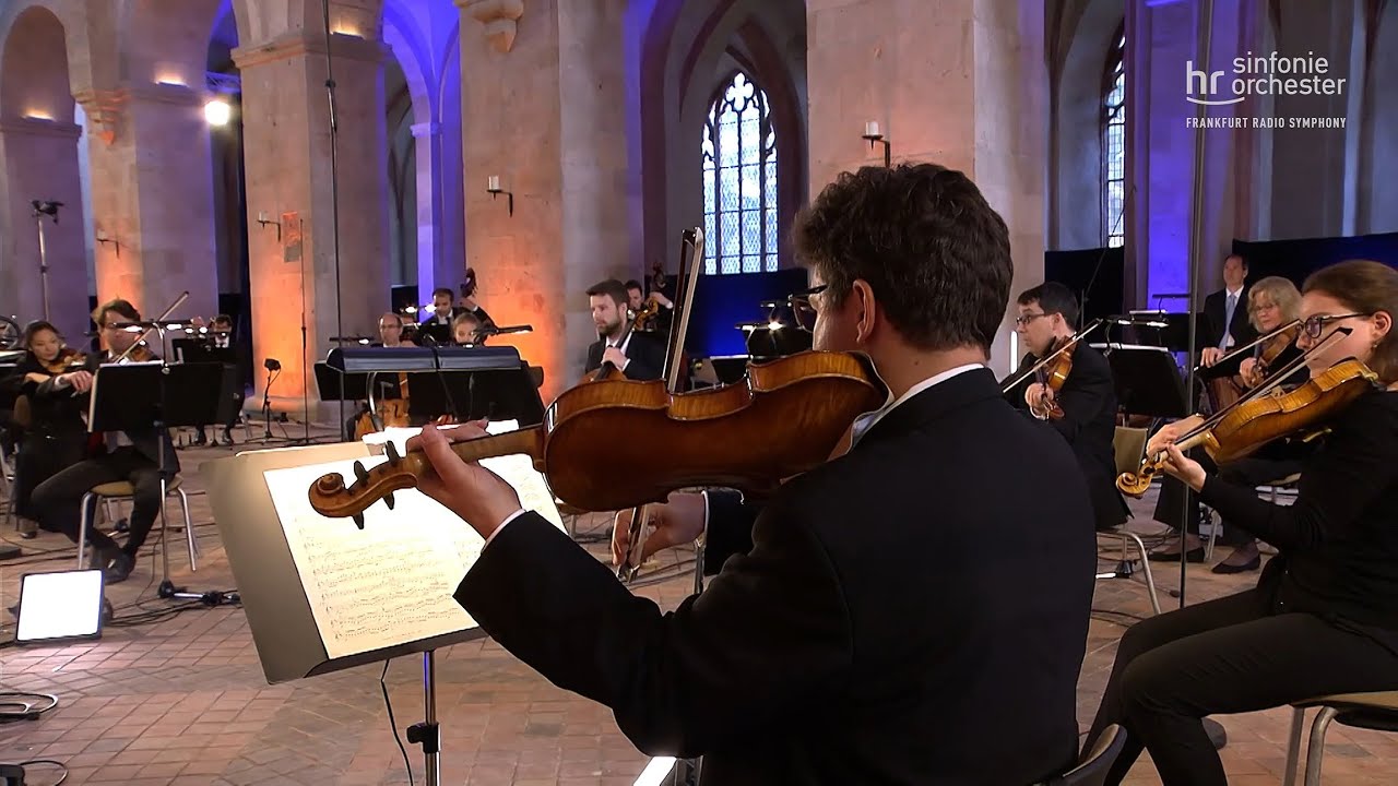 mar en calma y feliz viaje