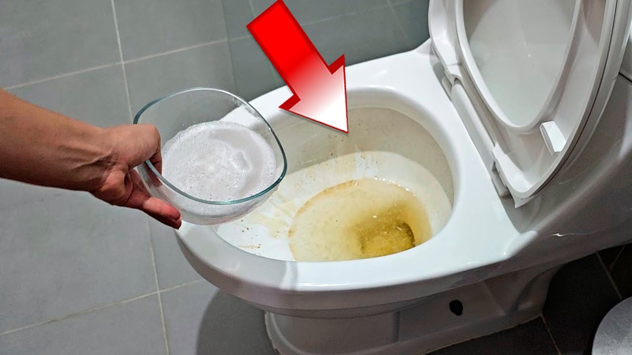 como limpiar las manchas oscuras del inodoro