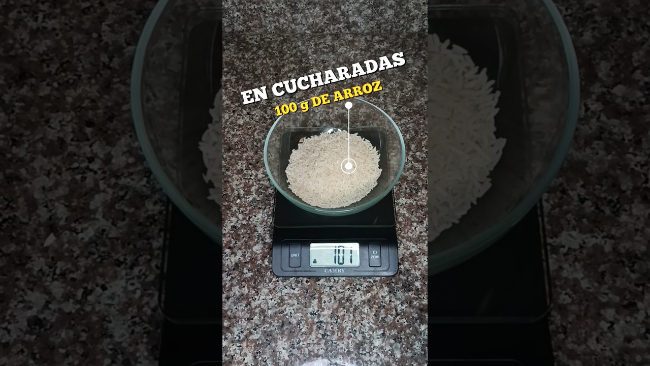 cuánta proteína tienen 100 g de arroz