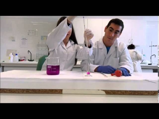 uso de pipeta en el laboratorio